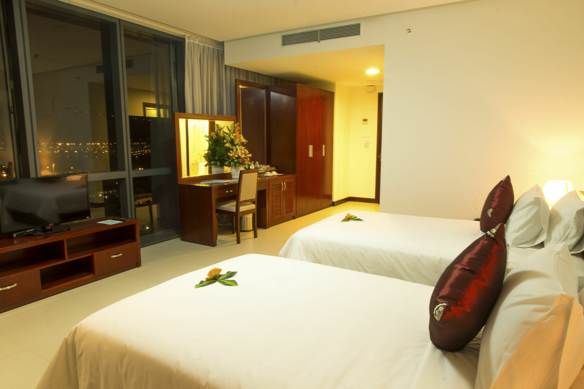 Da Nang Han River Hotel Экстерьер фото